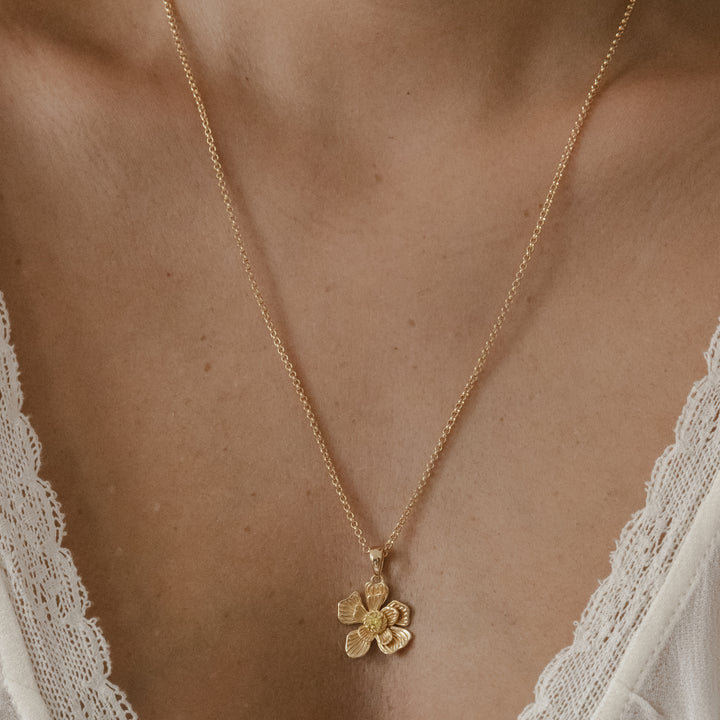 Necklace with statement flower - 32485Y